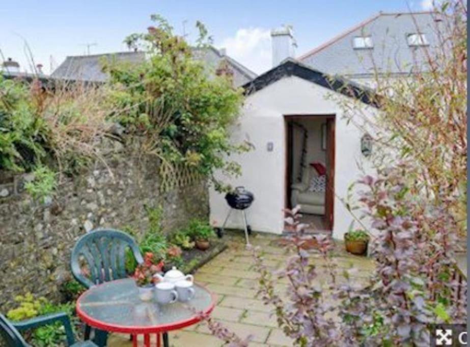 הארטלנד Coastal Cottage 'The Garden Cottage ' מראה חיצוני תמונה